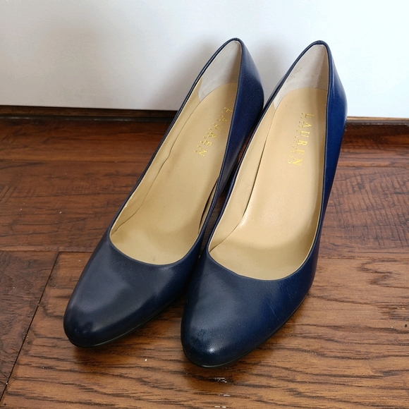 Lauren Ralph Lauren Navy Pumps Nwot 